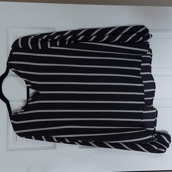 Black/tan striped blouse - Picture 2 of 4